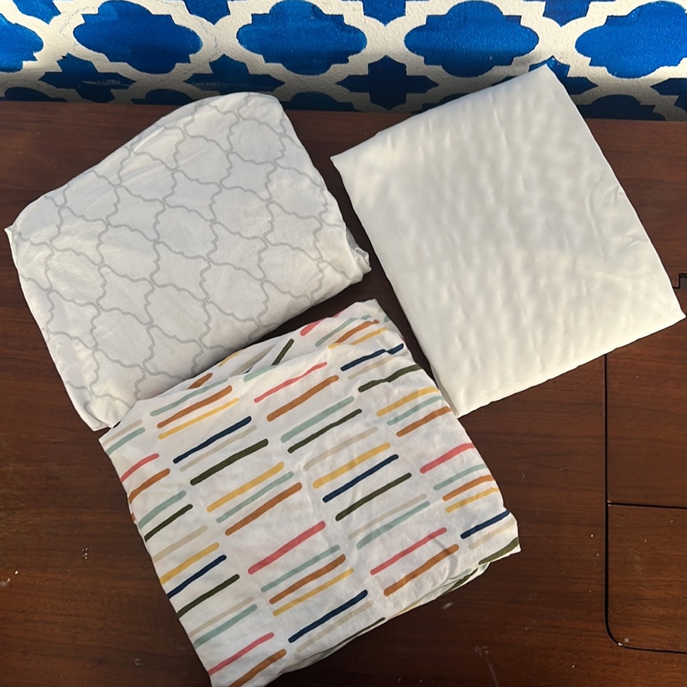 3 white patterned gender neutral crib sheets bundle